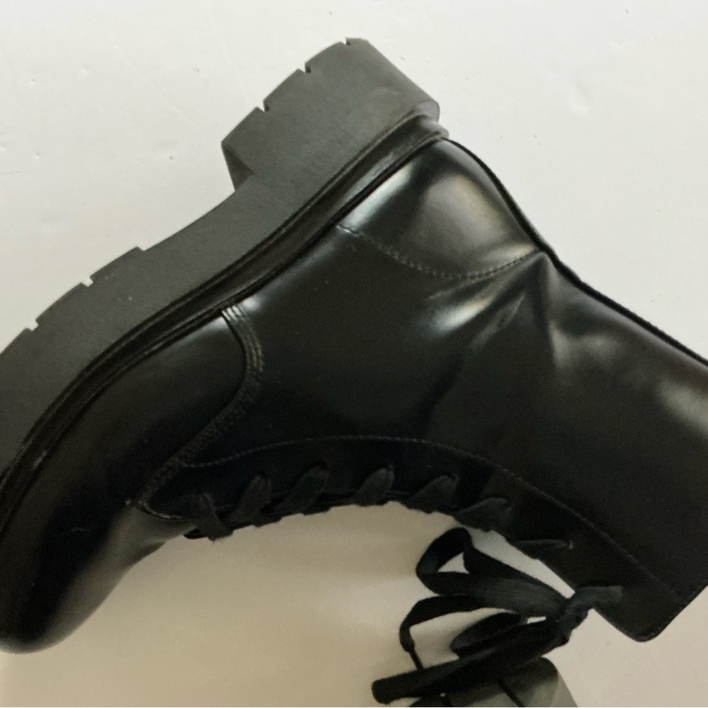H&M Lug Sole Black Boots Size 8 - Picture 4 of 10